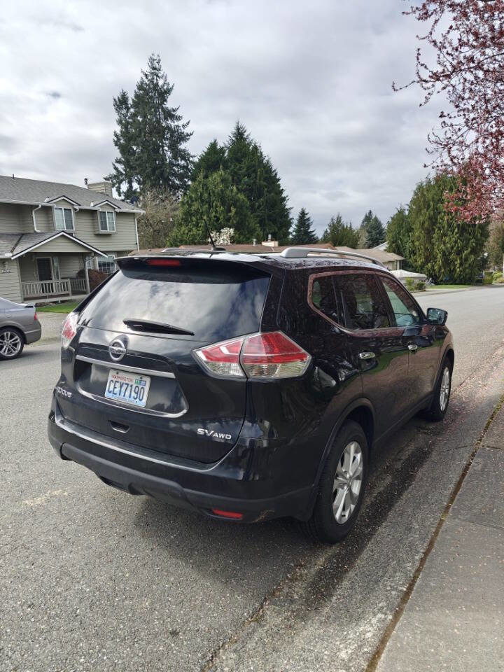 Used 2016 Nissan Rogue SV w/ SV Premium Package image 3