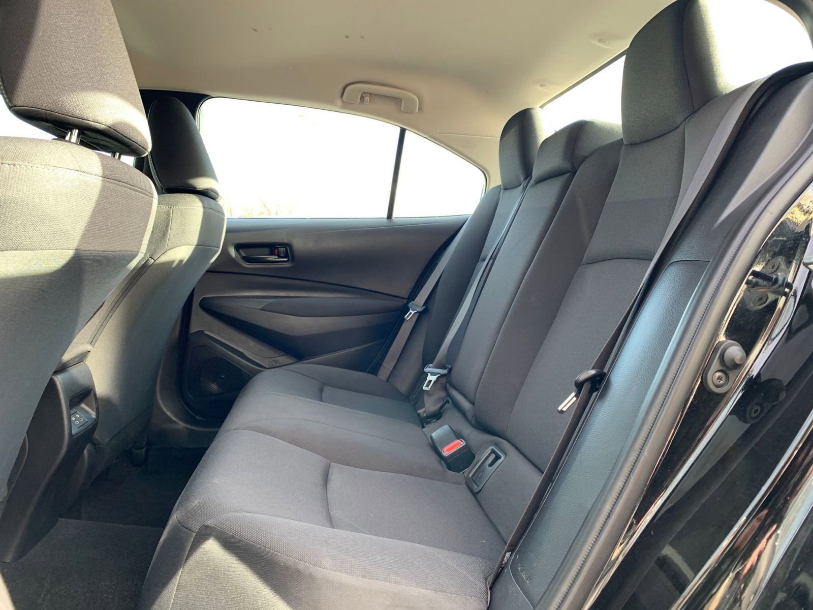 Used 2025 Toyota Corolla LE image 23