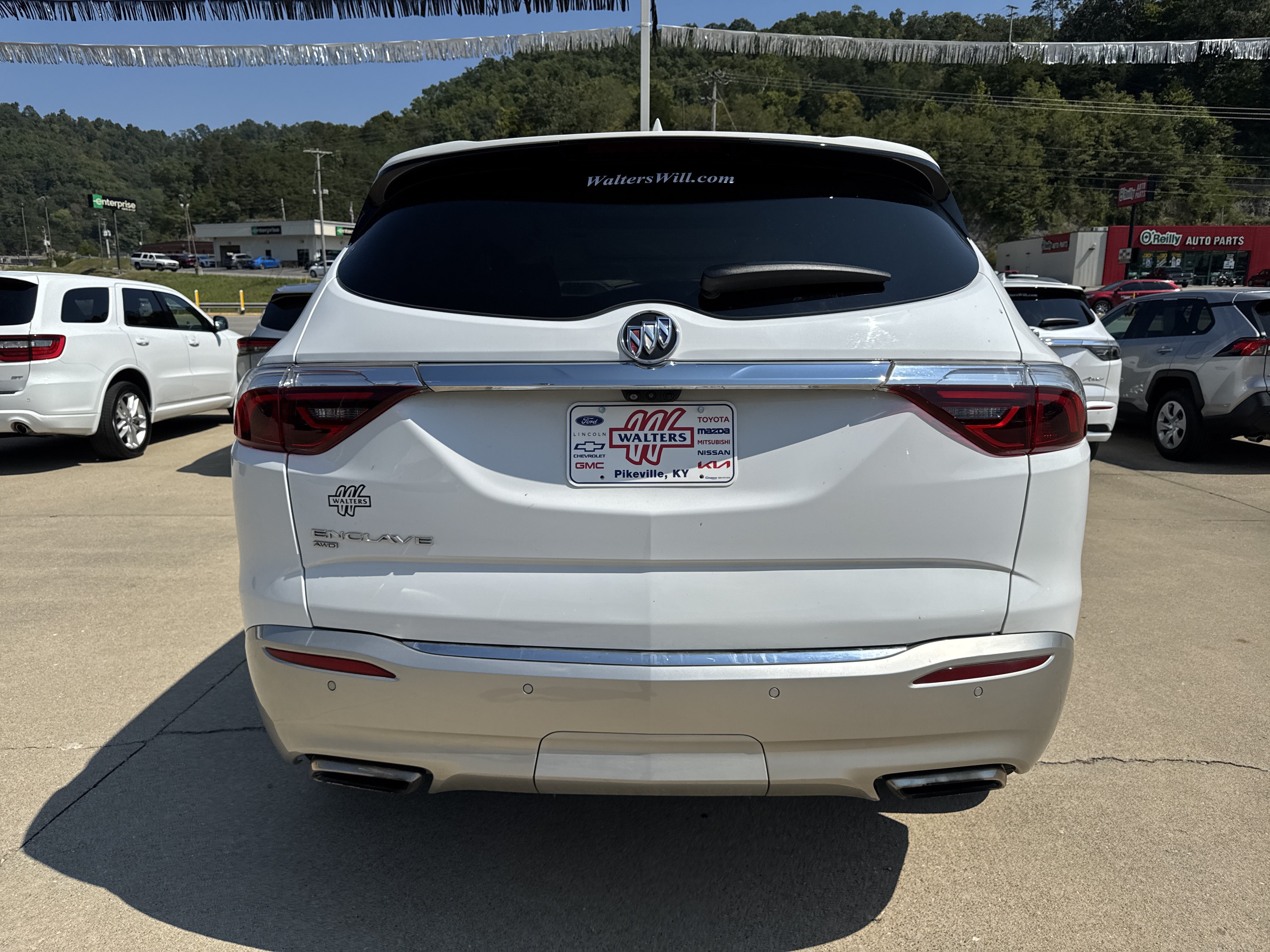 Used 2022 Buick Enclave Premium w/ Experience Buick Package AWD/4WD image 6