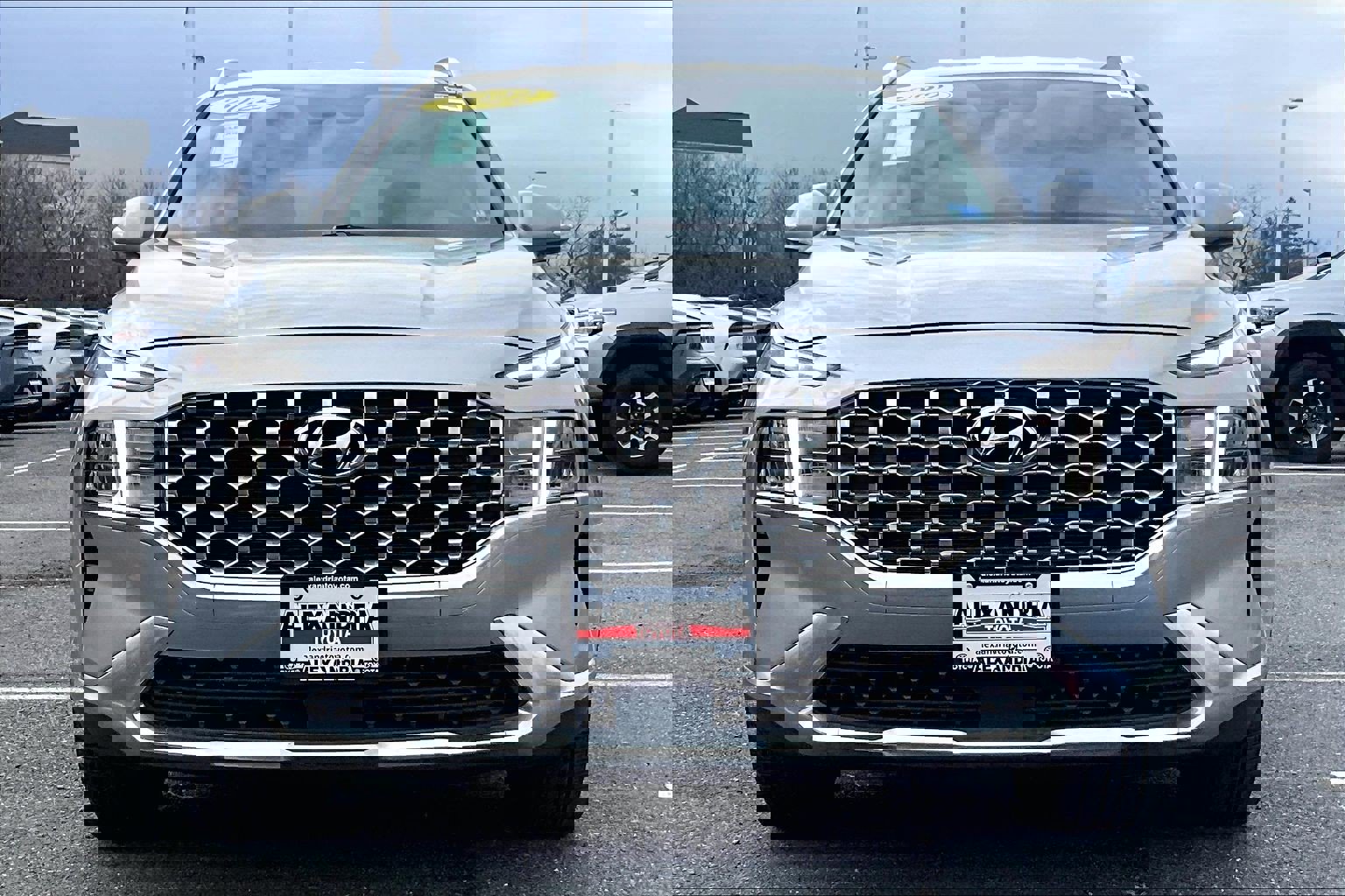 Used 2022 Hyundai Santa Fe SEL w/ Convenience Package image 3