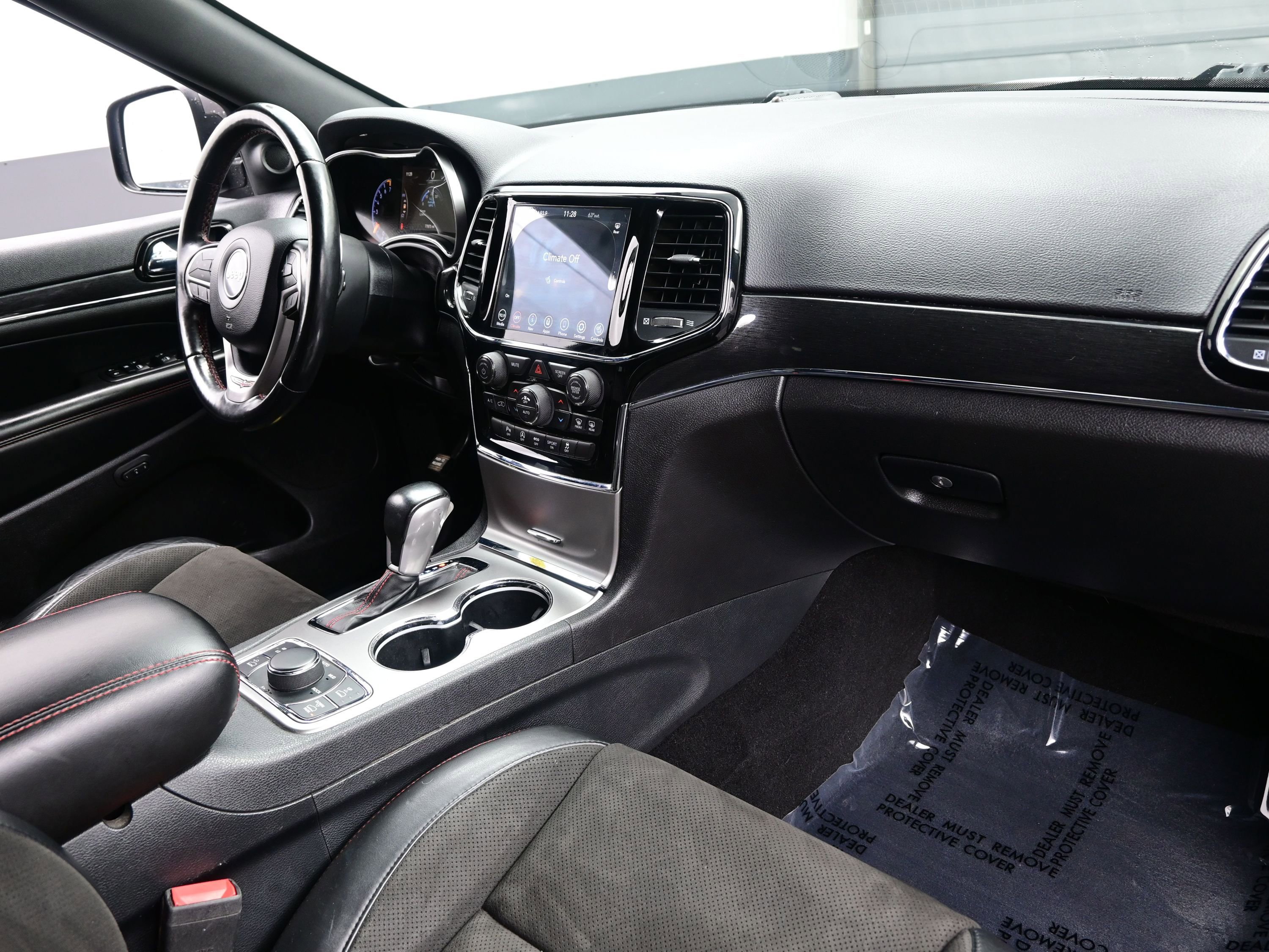 Used 2020 Jeep Grand Cherokee Trailhawk AWD/4WD image 15