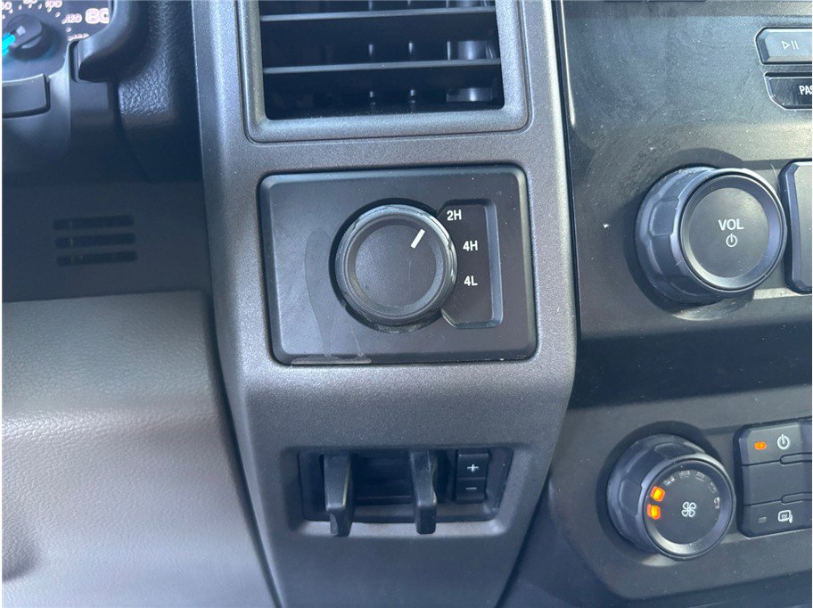 Used 2021 Ford F250 XL w/ Power Equipment Group image 28