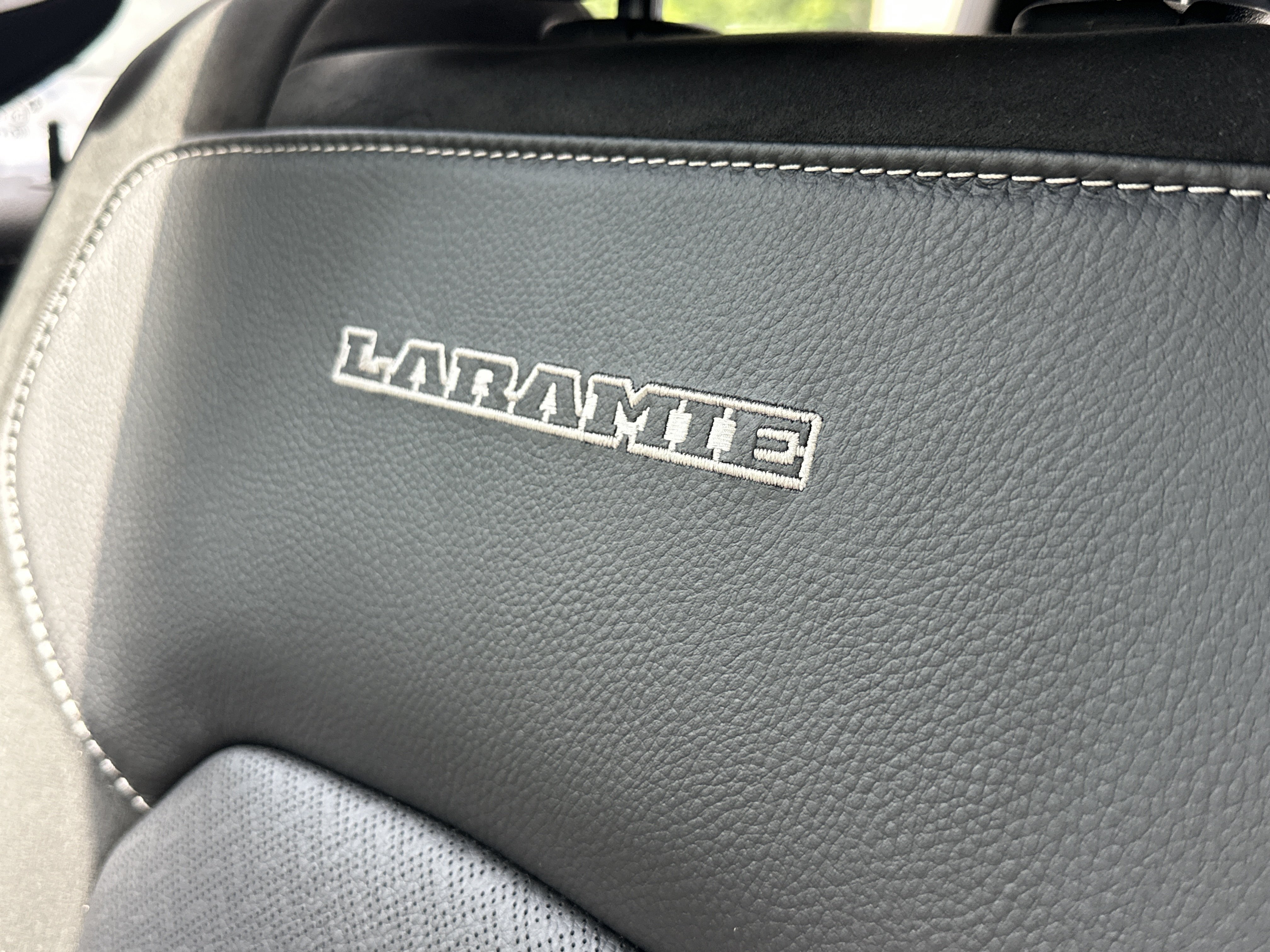 New 2026 RAM 1500 Laramie w/ Night Edition AWD/4WD image 4