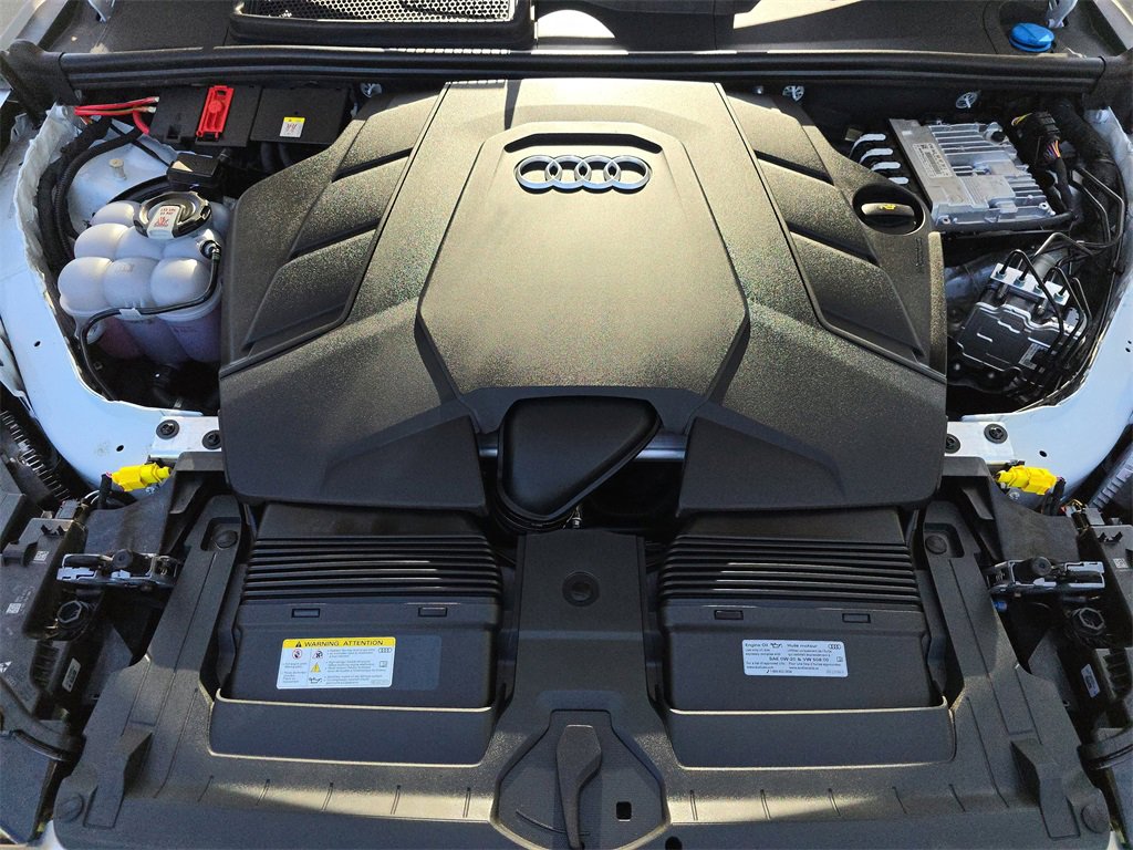 Certified 2025 Audi Q7 3.0T Premium Plus image 32