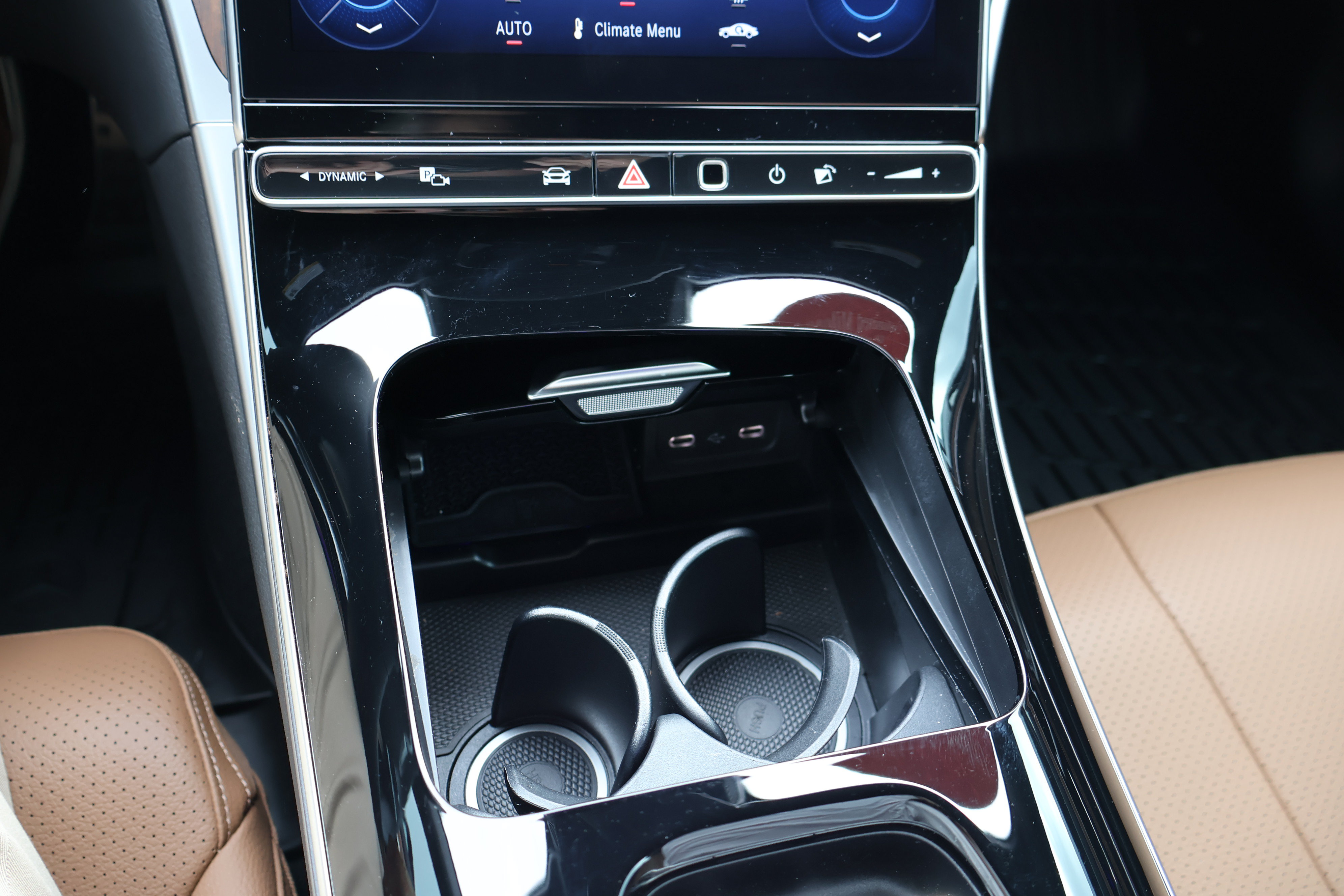 Certified 2026 Mercedes-Benz CLE 450 4MATIC Cabriolet image 34