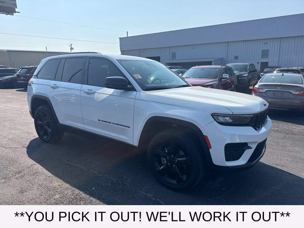 Used 2023 Jeep Grand Cherokee Altitude