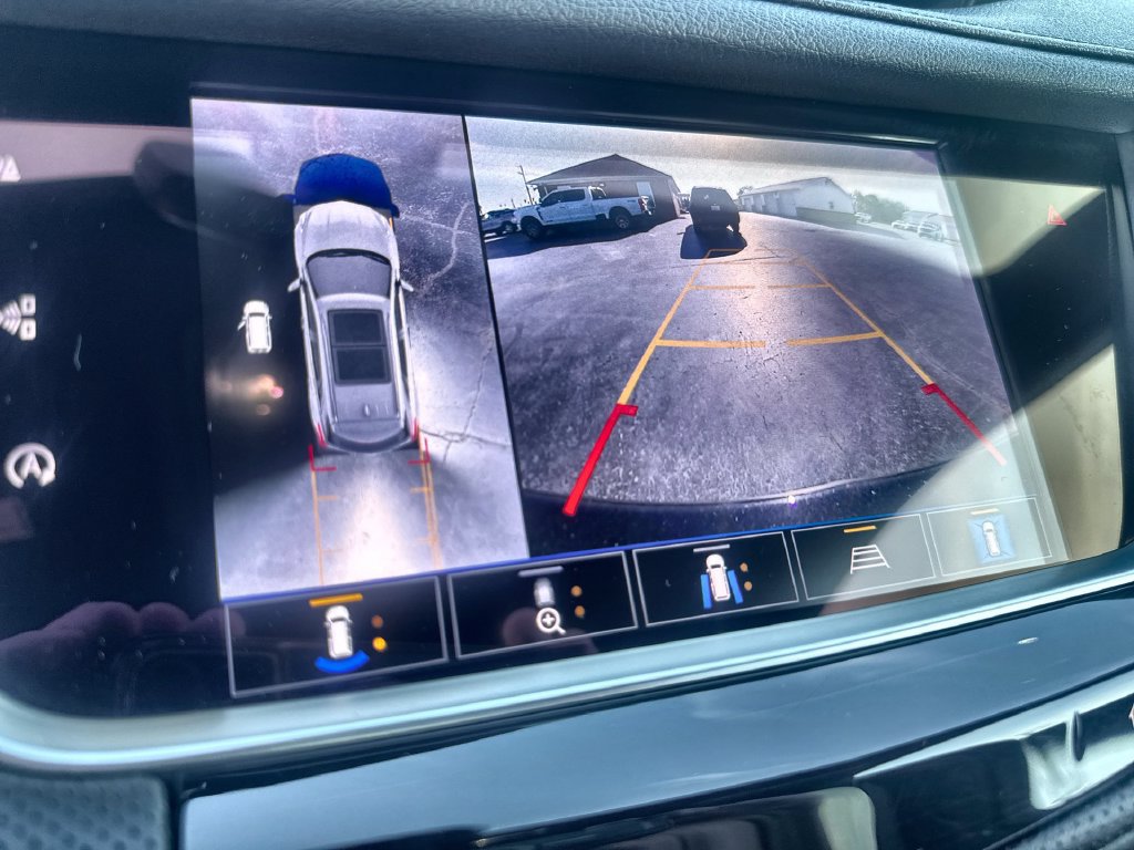 Used 2023 Cadillac XT5 Sportv w/ Technology Package AWD/4WD image 19