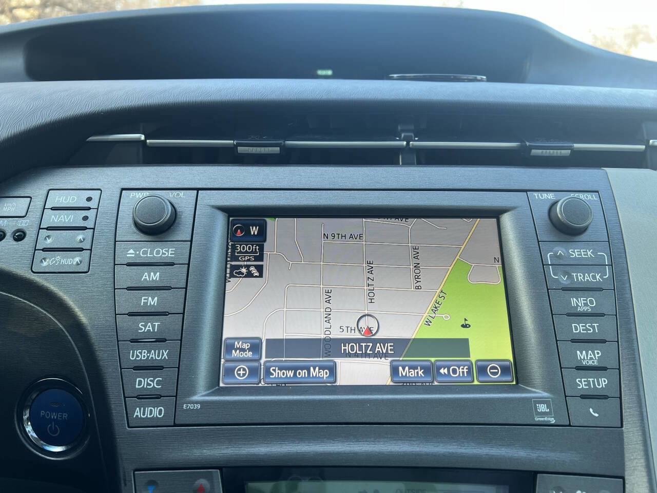 Used 2015 Toyota Prius Four w/ Deluxe Solar Roof Package image 37