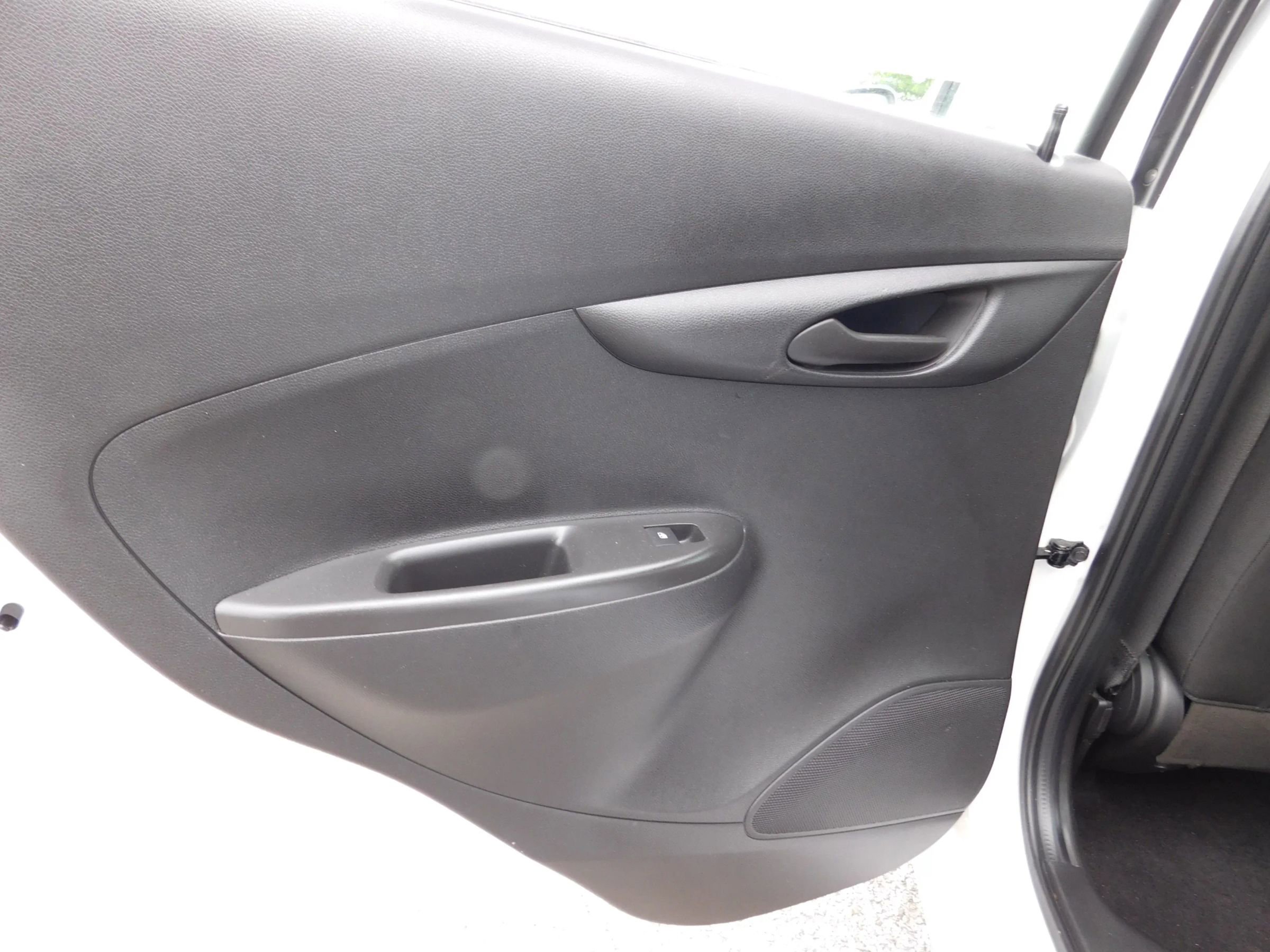 Used 2021 Chevrolet Spark LT FWD image 9