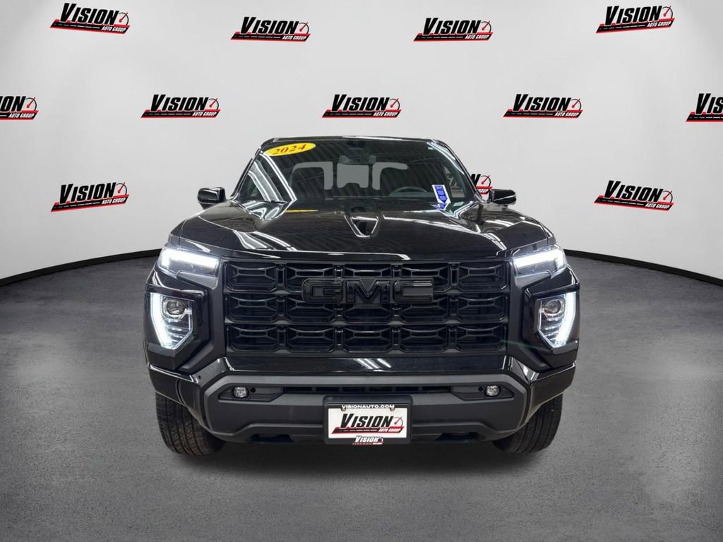 Used 2024 GMC Canyon Elevation w/ Elevation Premium Package image 2