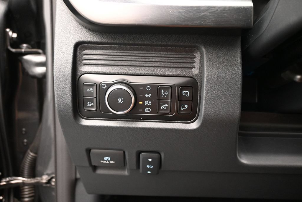 New 2026 Ford F250 Lariat w/ Black Appearance Package AWD/4WD image 15