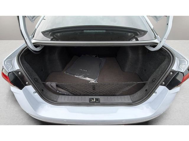 Used 2025 Nissan Versa SR w/ Trunk Package FWD image 31