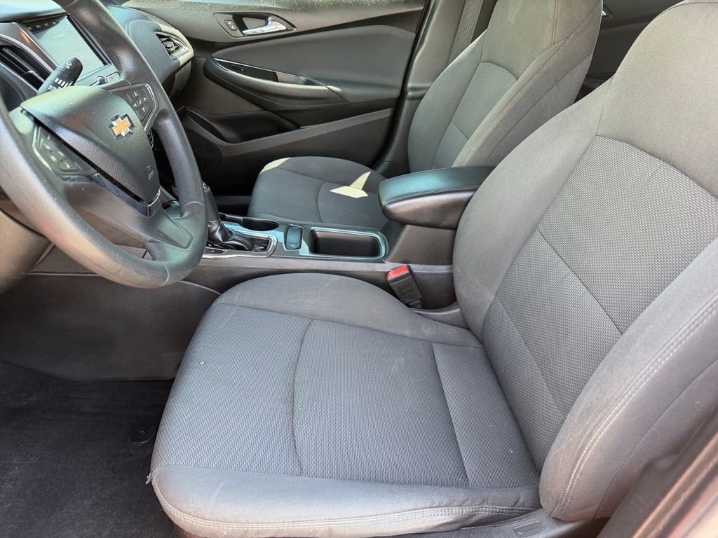 Used 2019 Chevrolet Cruze LT w/ LT Fleet Convenience Package FWD image 10