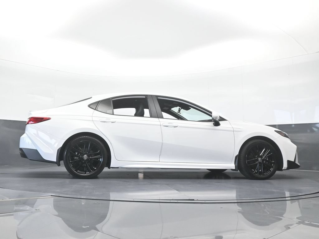 Used 2026 Toyota Camry SE FWD image 65