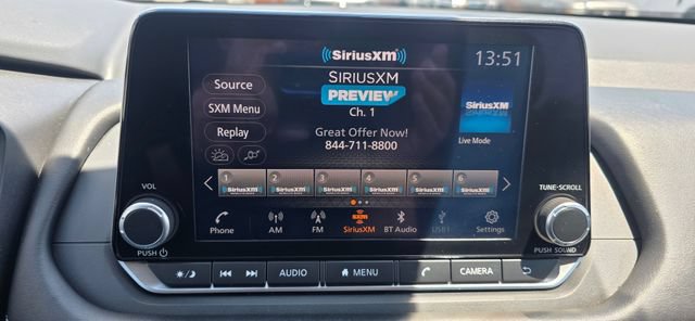 Used 2025 Nissan Rogue SV AWD/4WD image 20