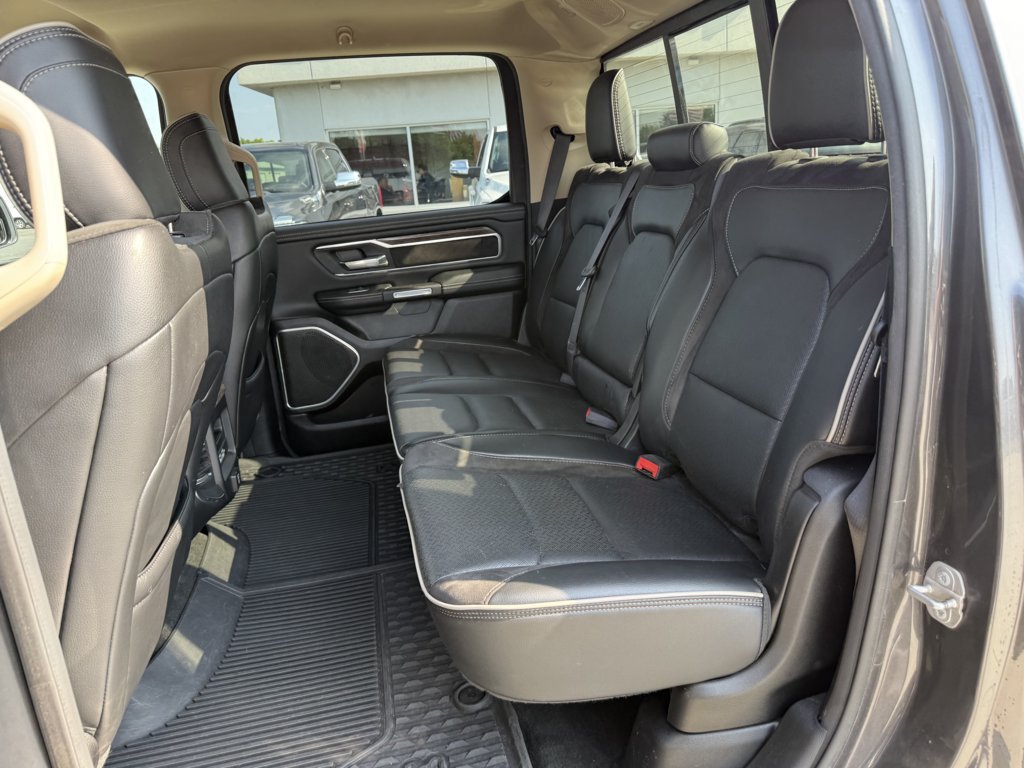 Used 2020 RAM 1500 Laramie AWD/4WD image 12