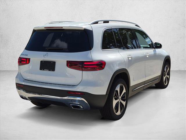 New 2026 Mercedes-Benz GLB 250 video 2