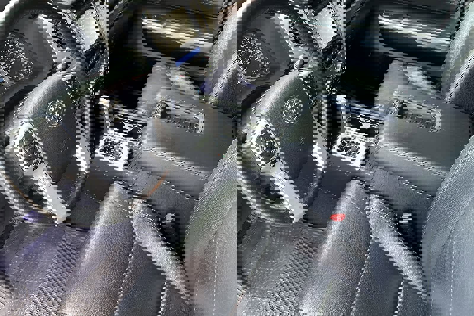 Used 2017 Toyota Tundra Limited image 12