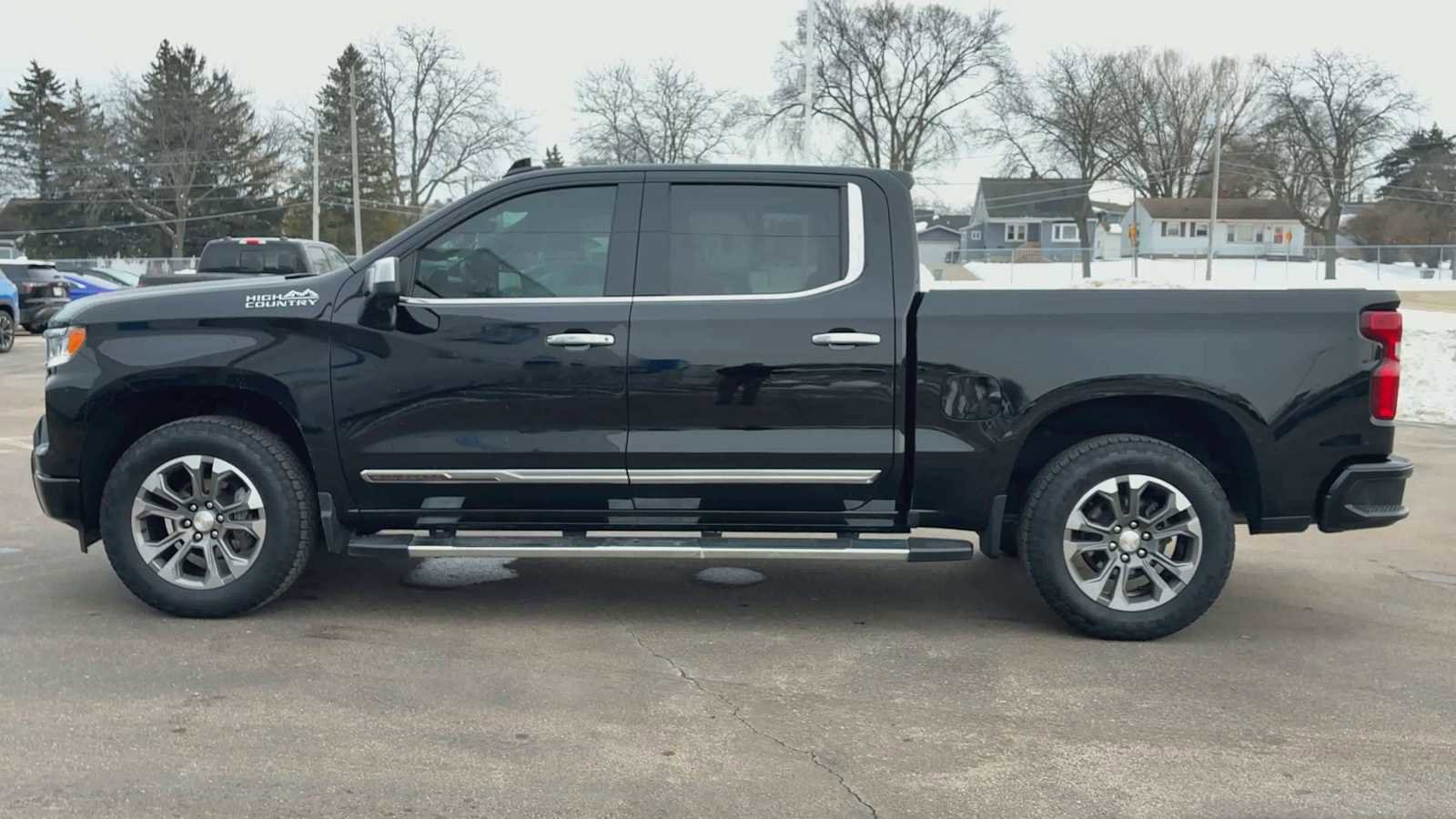 Certified 2022 Chevrolet Silverado 1500 High Country w/ Technology Package image 5