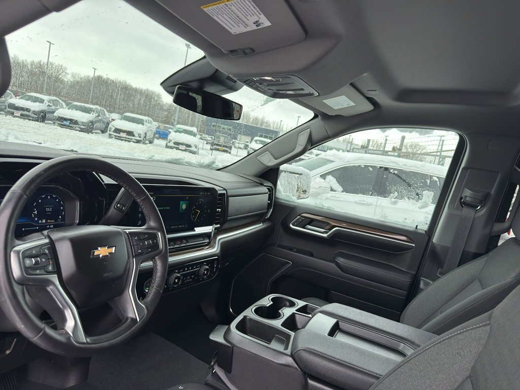Used 2022 Chevrolet Silverado 1500 LT image 25