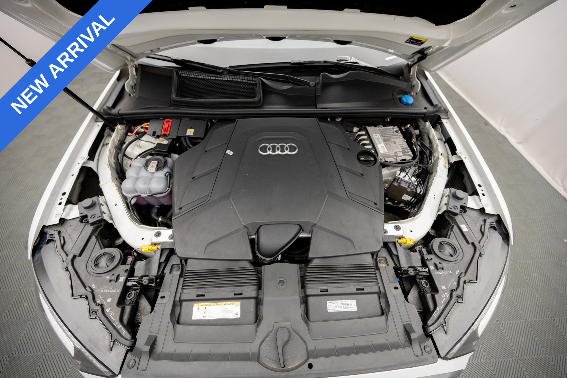 Used 2020 Audi Q7 3.0T Premium Plus AWD/4WD image 38