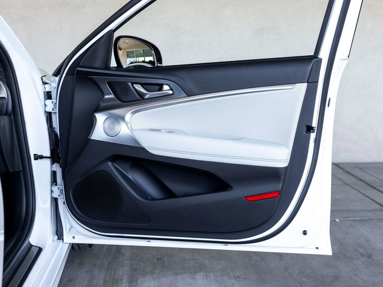 Used 2026 Genesis G70 3.3T Sport Prestige image 24