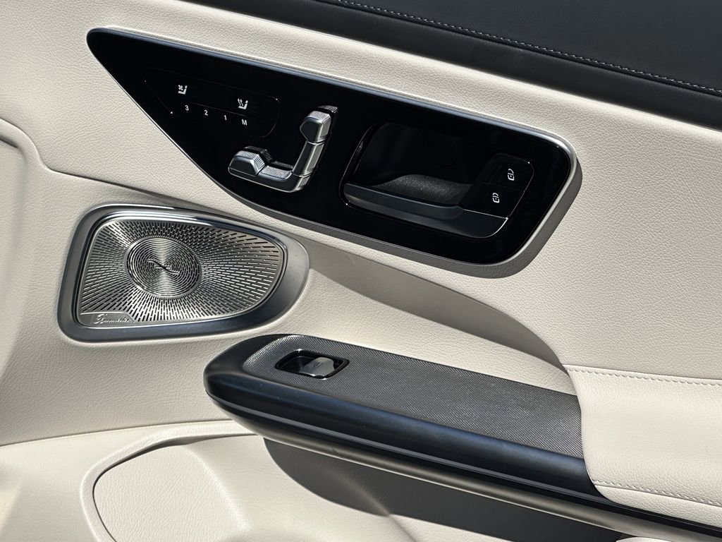 Used 2024 Mercedes-Benz CLE 300 4MATIC Coupe image 18