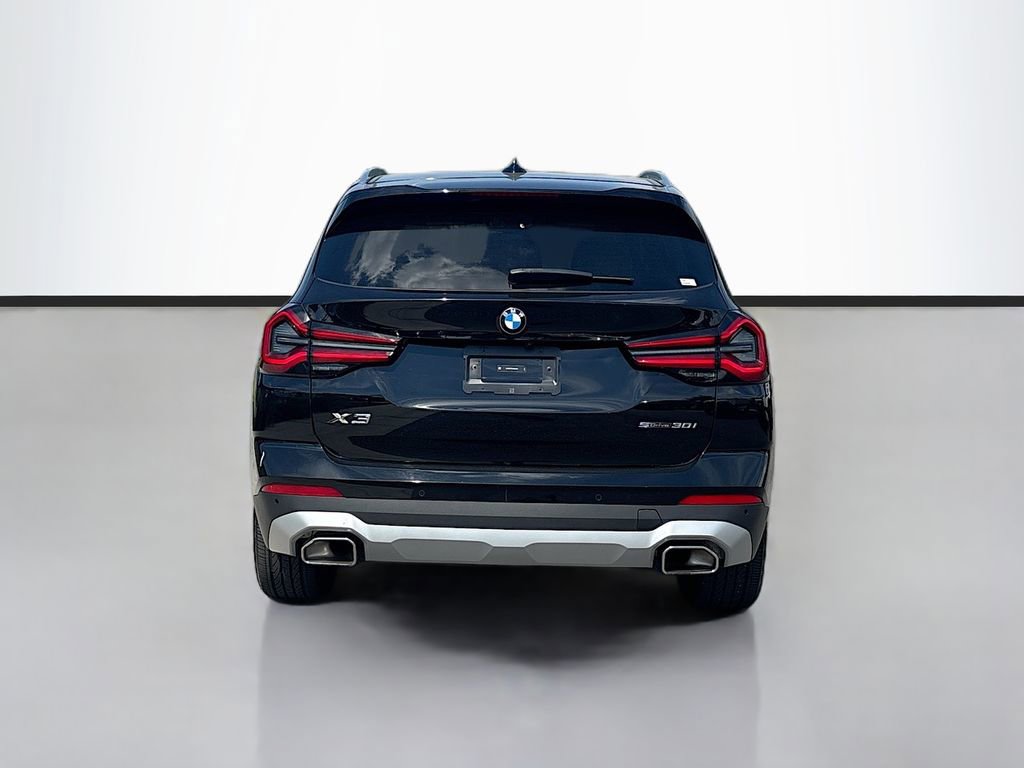 Used 2024 BMW X3 sDrive30i w/ Convenience Package RWD image 4