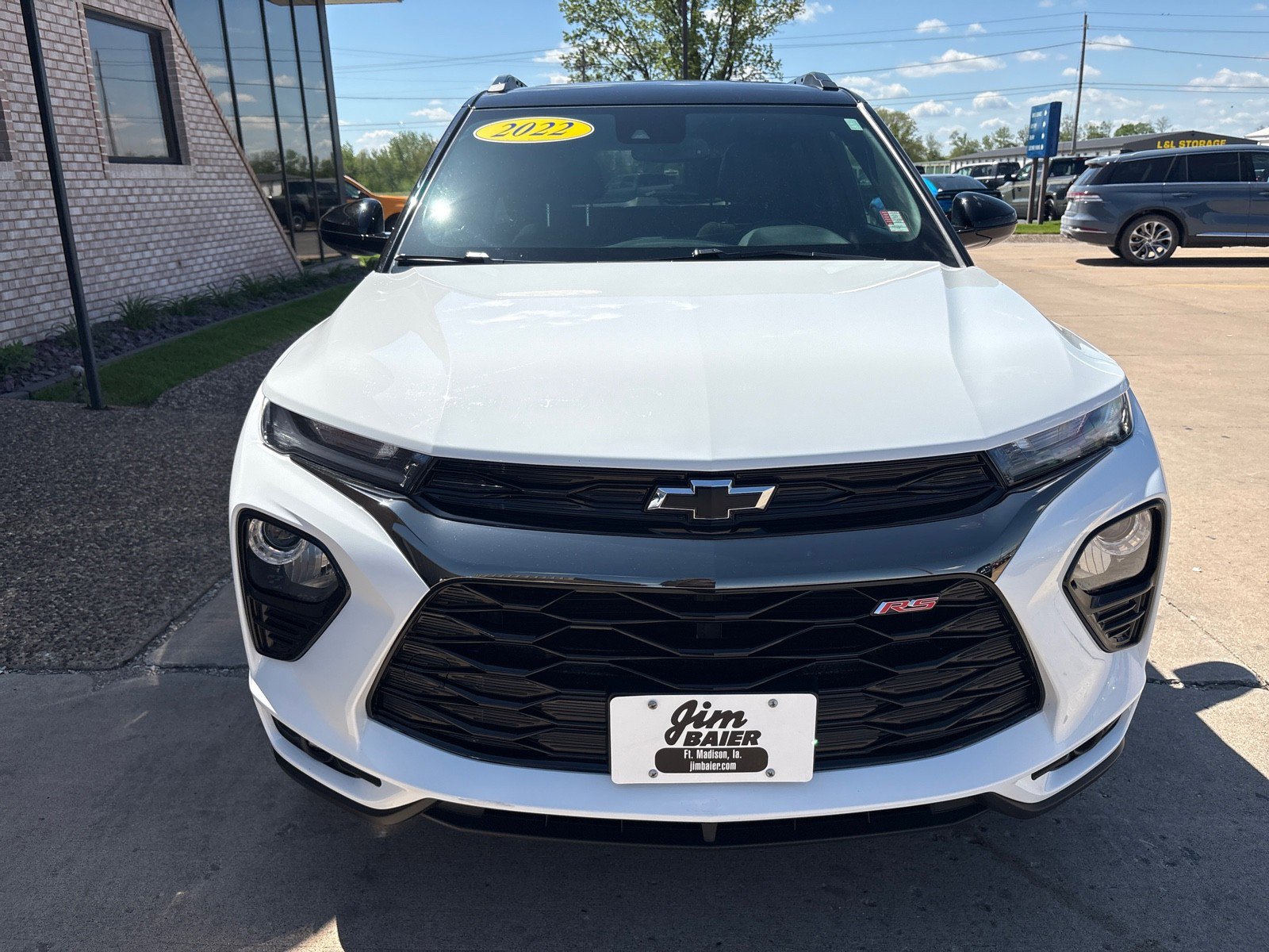 Used 2022 Chevrolet TrailBlazer RS w/ Sun and Liftgate Package AWD/4WD image 6
