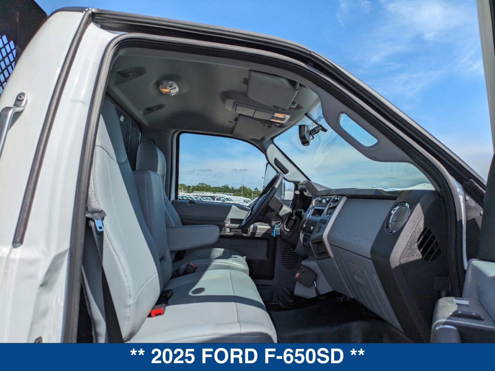 New 2025 Ford F650 2WD Regular Cab Super Duty image 13