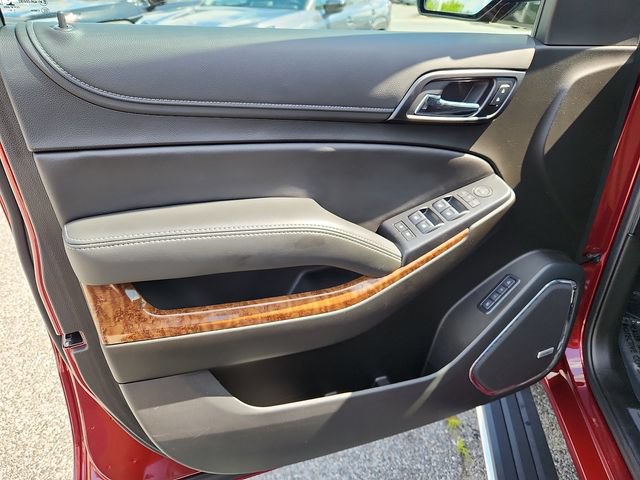 Certified 2020 Chevrolet Tahoe Premier AWD/4WD image 12