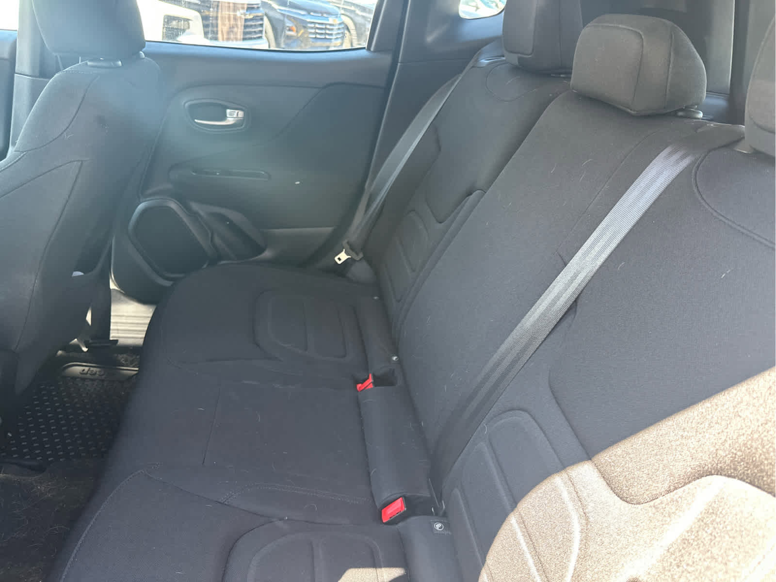 Used 2020 Jeep Renegade Latitude w/ Cold Weather Group image 7