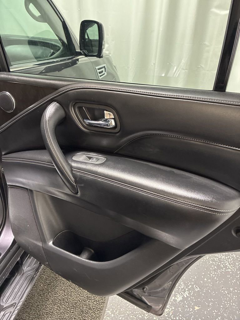 Used 2024 INFINITI QX80 Luxe image 31