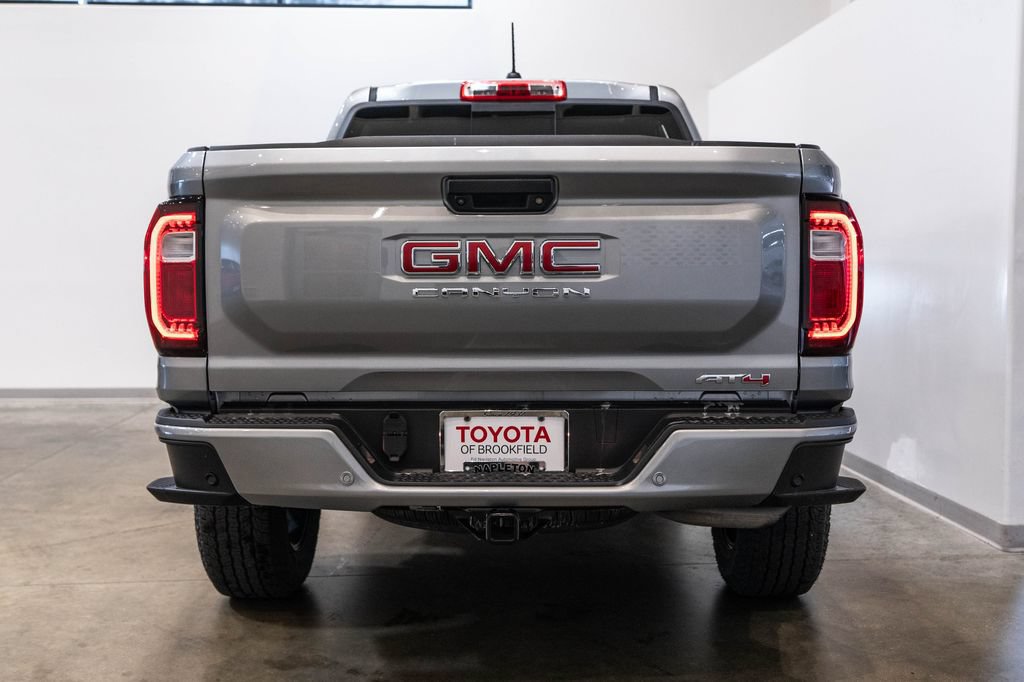 Used 2024 GMC Canyon AT4 w/ Technology Package AWD/4WD image 8