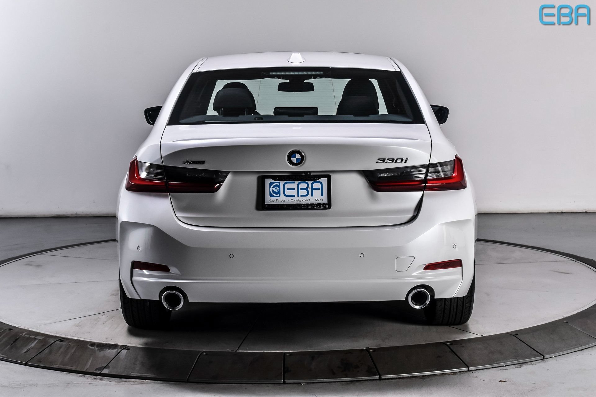 Used 2025 BMW 330i xDrive Sedan w/ Convenience Package AWD/4WD image 5