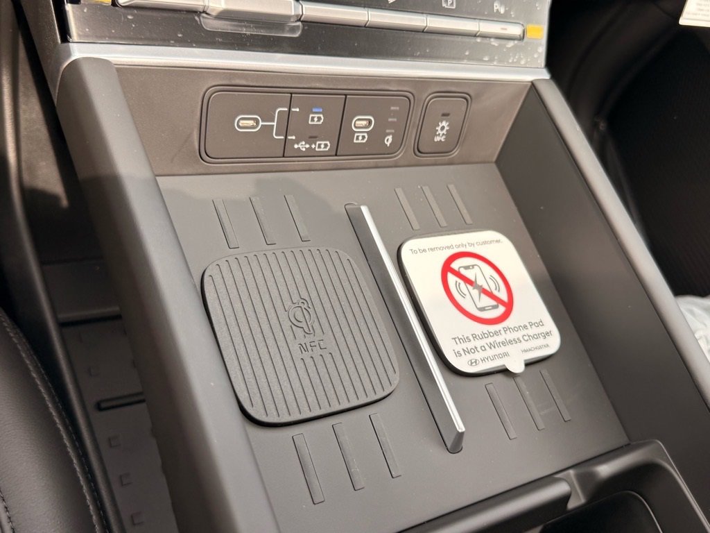 New 2025 Hyundai Santa Fe Limited image 26