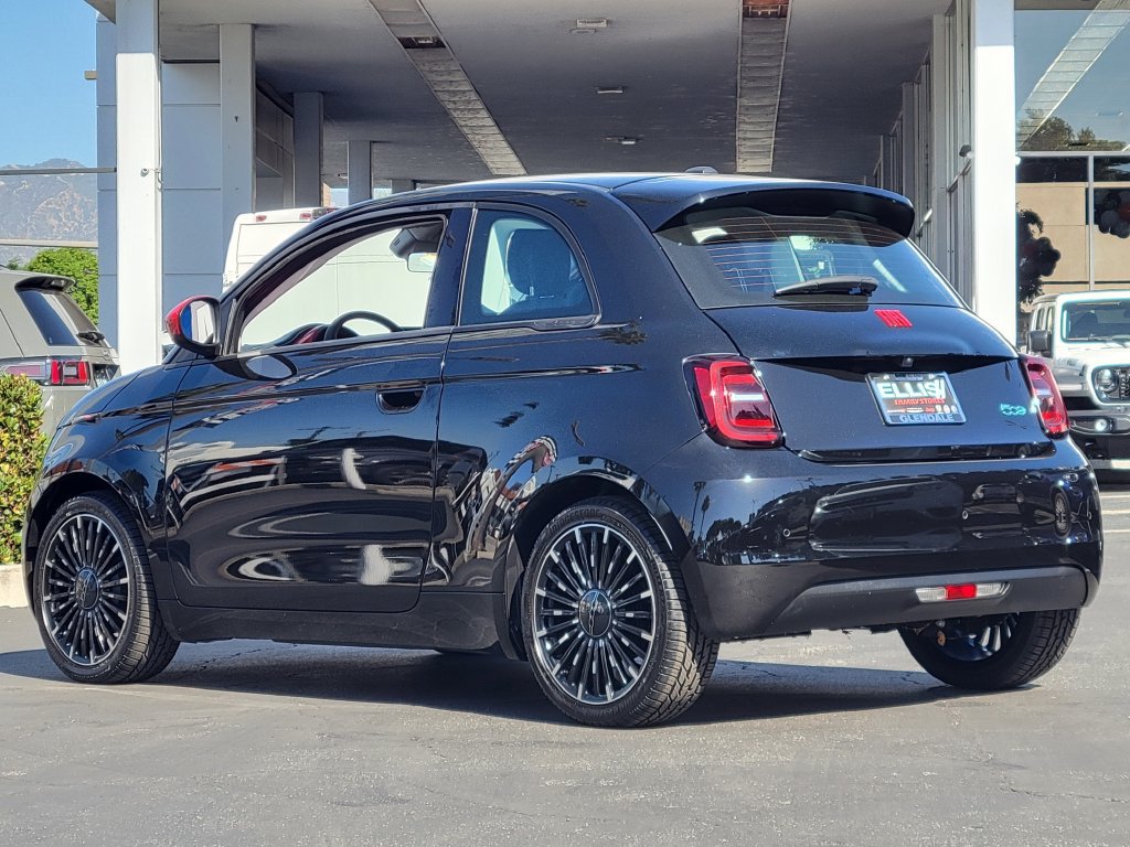 Used 2024 FIAT 500 e (RED) FWD image 2
