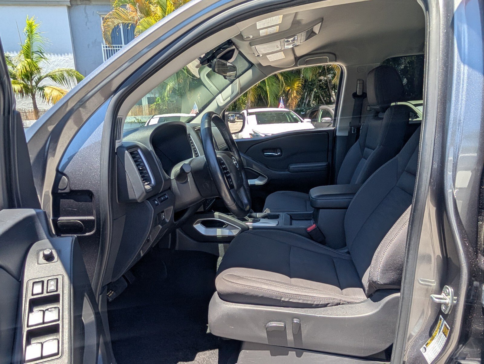 Certified 2023 Nissan Frontier SV w/ SV Convenience Package AWD/4WD image 9