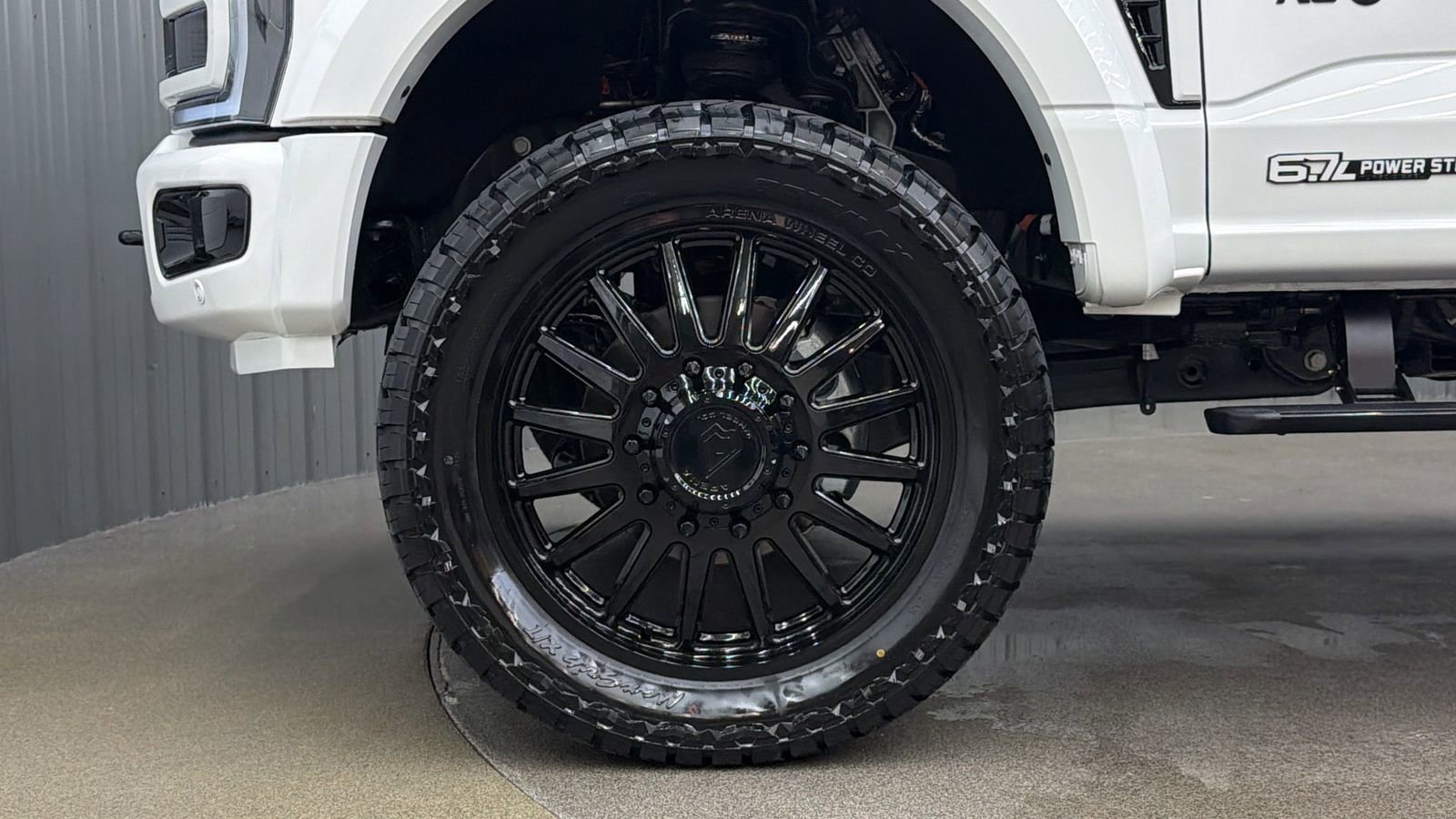 Used 2026 Ford F450 Platinum w/ FX4 Off-Road Package image 10