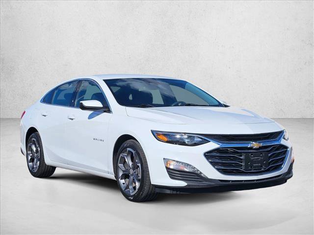 Used 2024 Chevrolet Malibu LT image 3