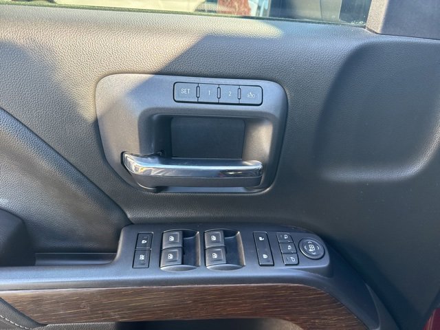 Used 2018 GMC Sierra 3500 Denali w/ Duramax Plus Package image 12