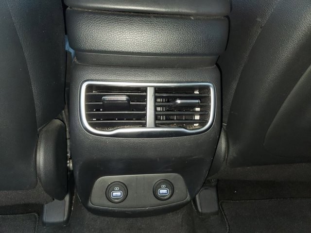 Used 2023 Hyundai Santa Fe SEL FWD image 20