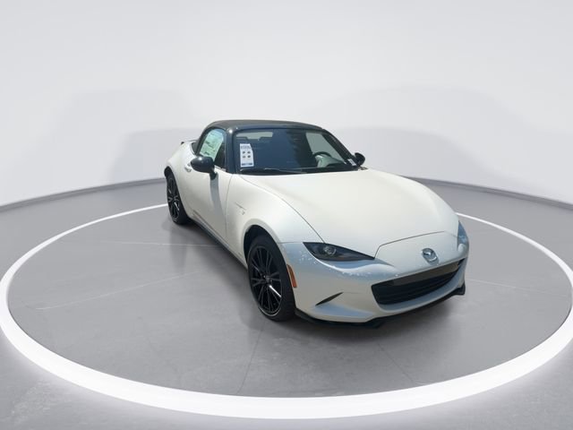 New 2026 MAZDA MX-5 Miata Club w/ Interior Package RWD image 2