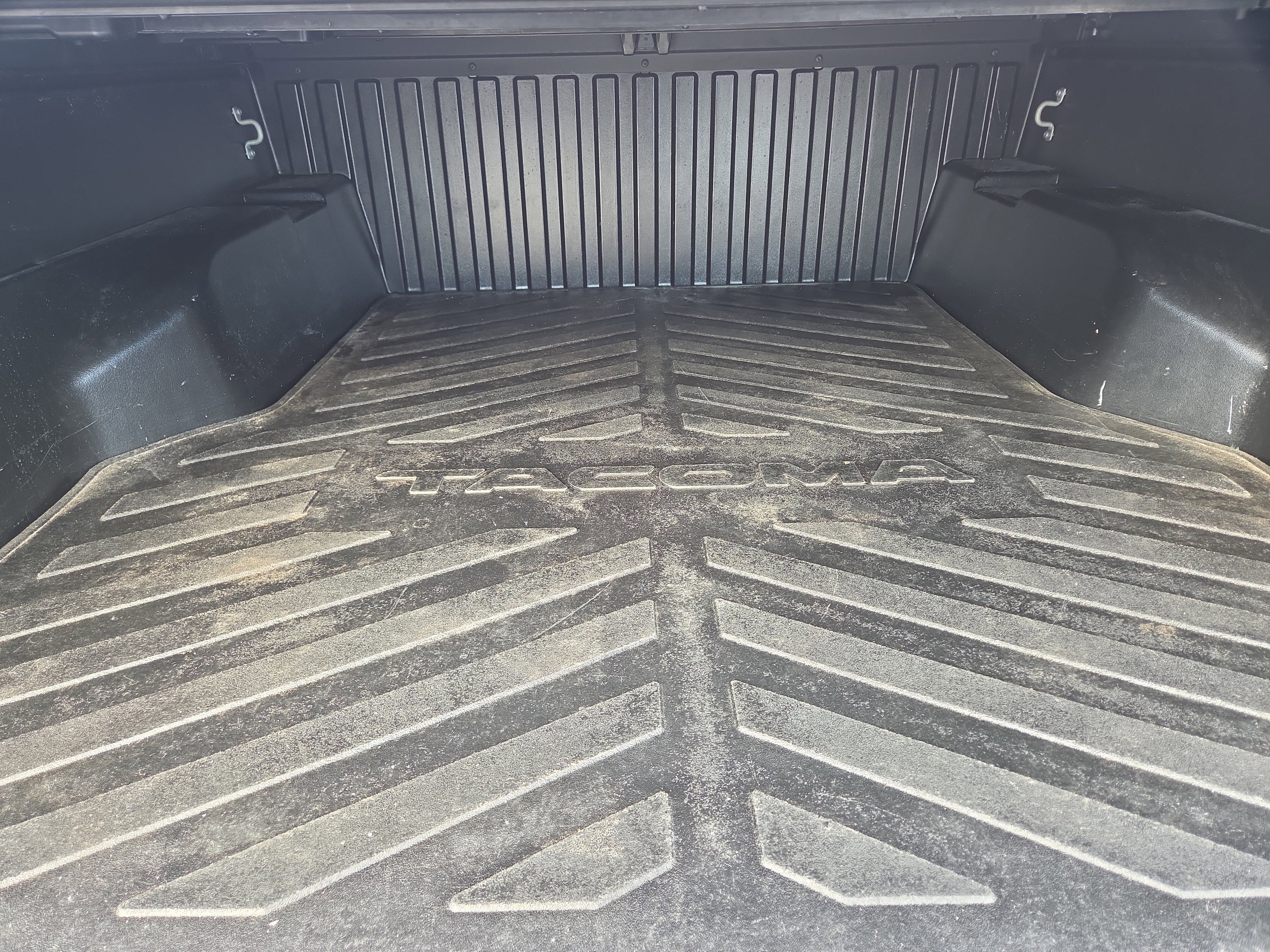 Certified 2023 Toyota Tacoma TRD Off-Road image 36