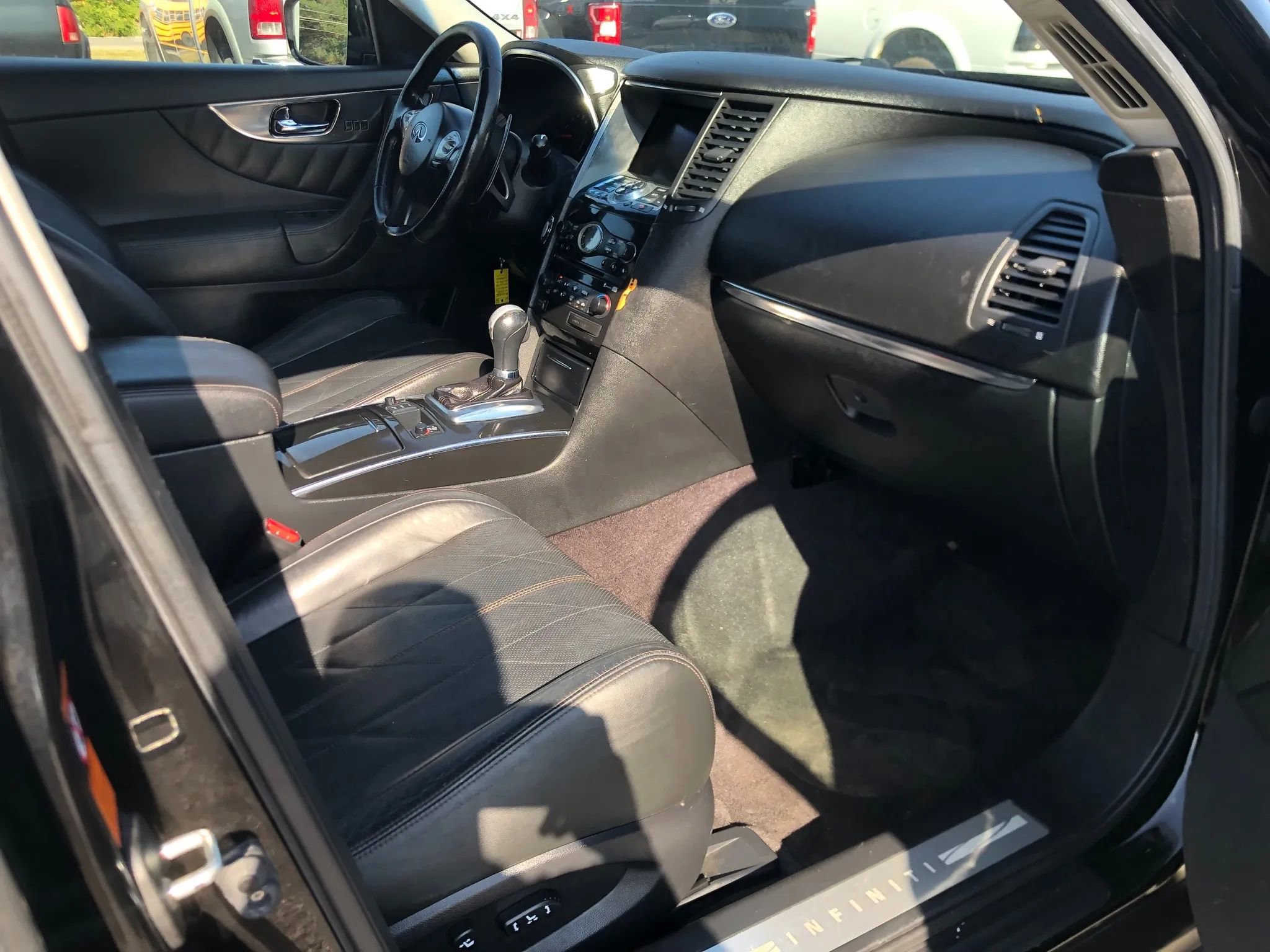 Used 2009 INFINITI FX35 AWD w/ Navigation Pkg image 13