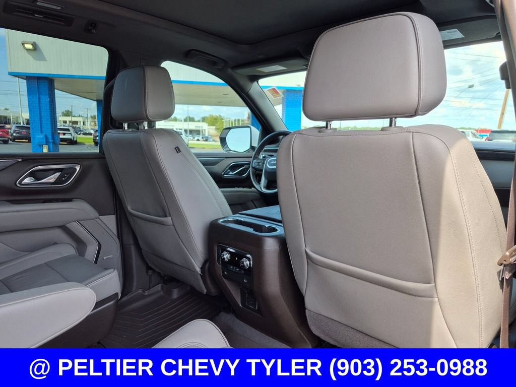 Used 2023 GMC Yukon SLT RWD image 18