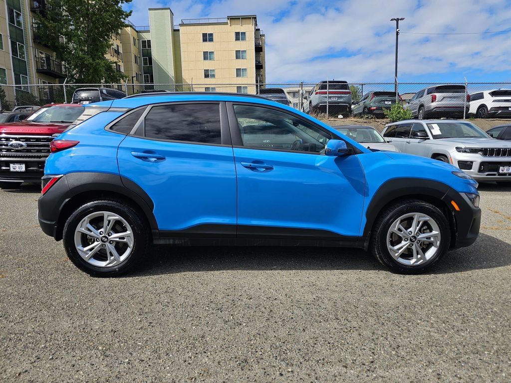 Used 2022 Hyundai Kona SEL w/ Cargo Package AWD/4WD image 8
