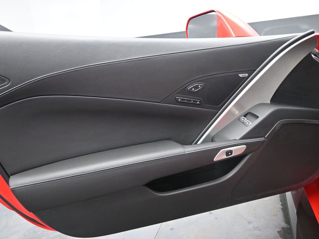 Used 2015 Chevrolet Corvette Z06 w/ 3LZ Preferred Equipment Group image 21