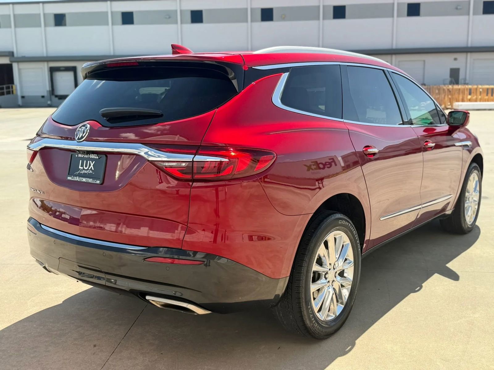 Used 2020 Buick Enclave Essence w/ Sound and Sites Package FWD image 7