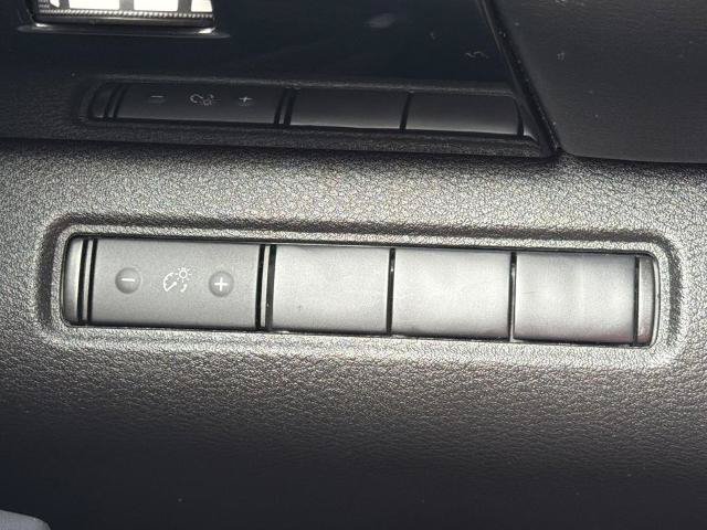 Certified 2024 Nissan Pathfinder S FWD image 13
